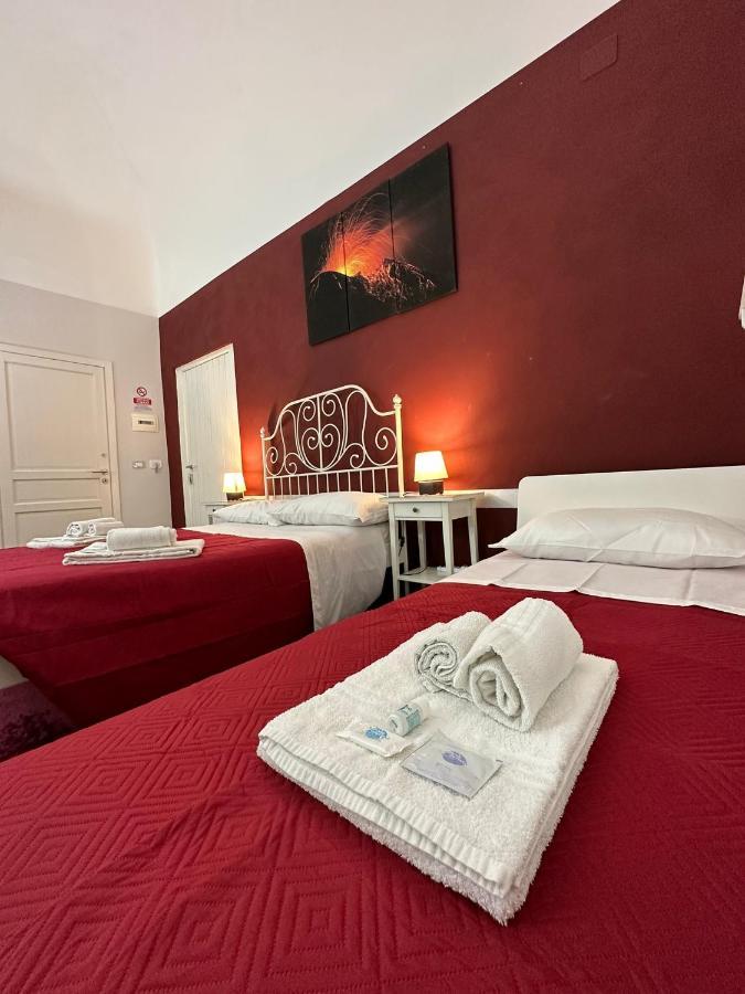 Etna Rooms คาตาเนีย ภายนอก รูปภาพ