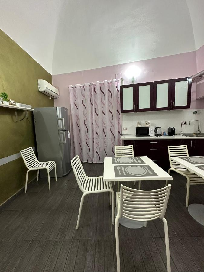 Etna Rooms คาตาเนีย ภายนอก รูปภาพ