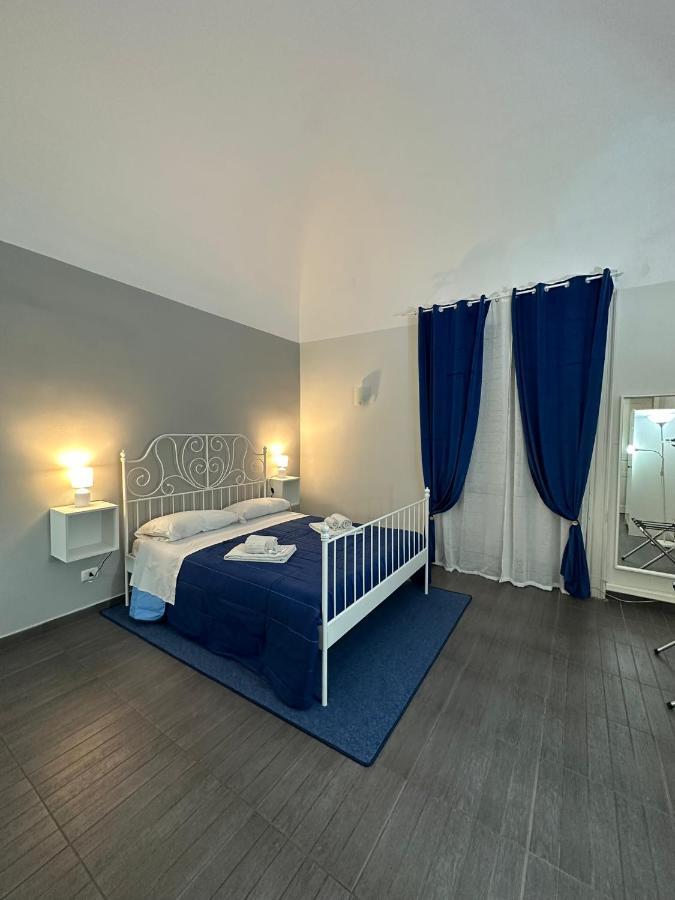 Etna Rooms คาตาเนีย ภายนอก รูปภาพ