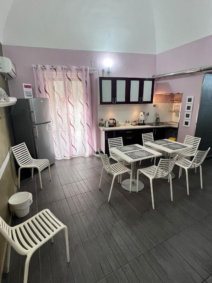 Etna Rooms คาตาเนีย ภายนอก รูปภาพ